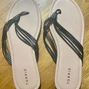Size 11W Torrid Black and Tan Sandals